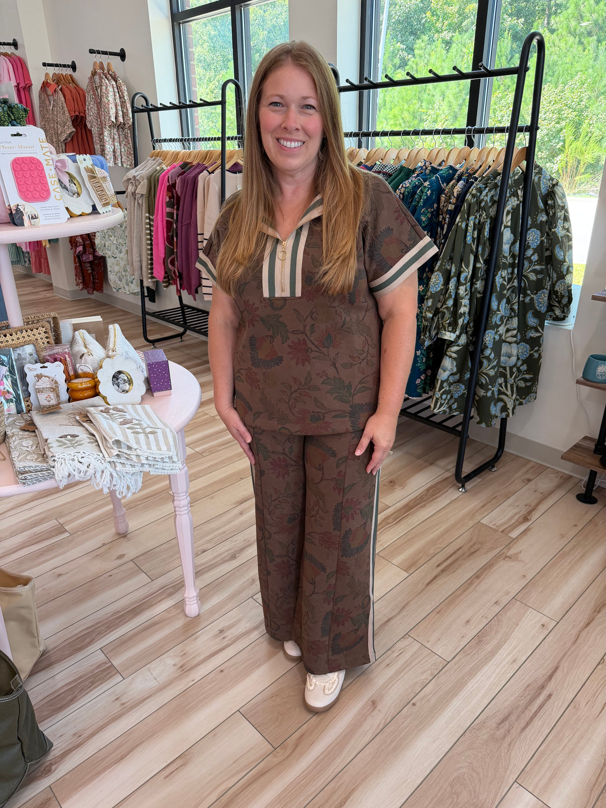 Brown Floral Set