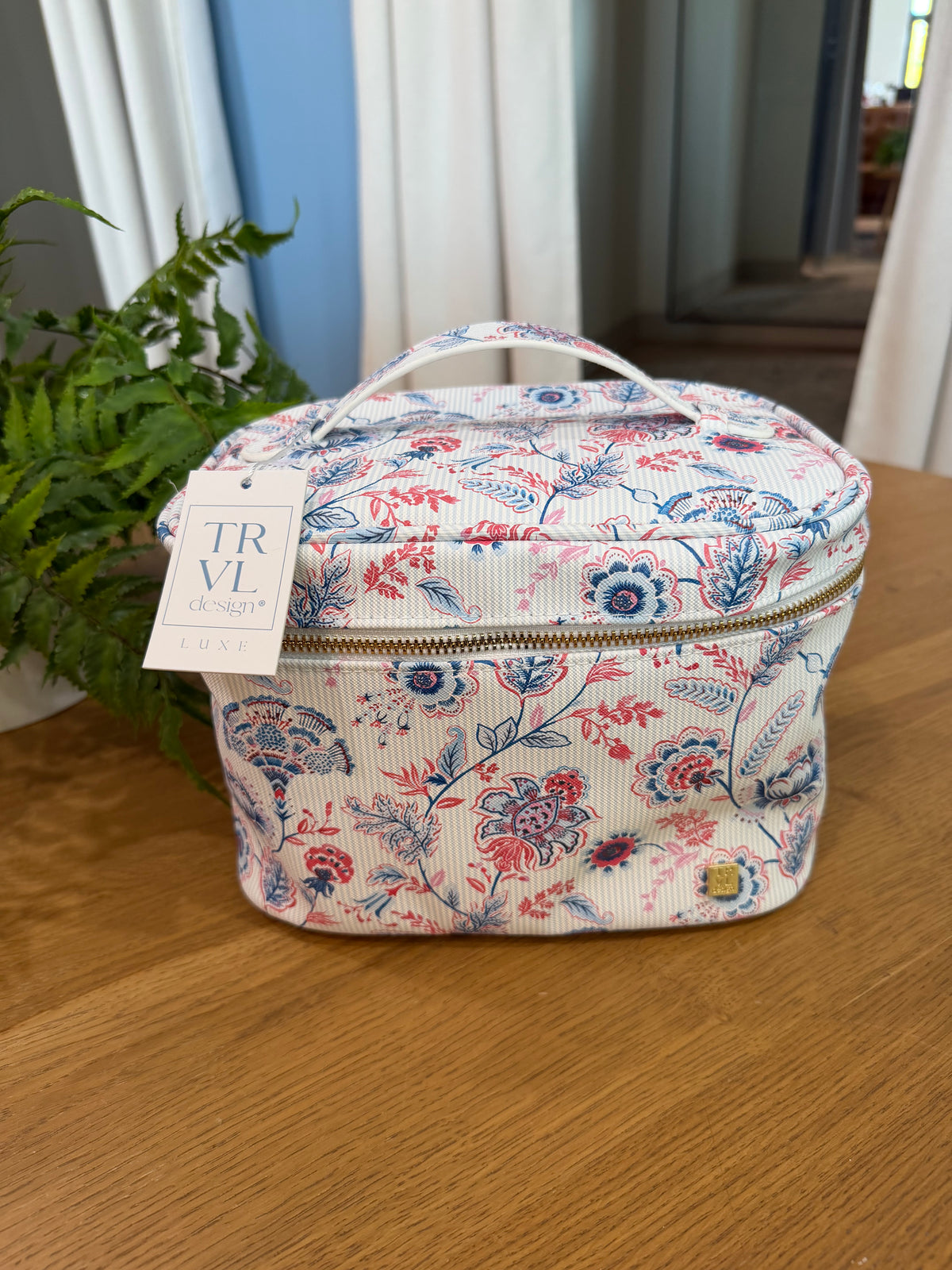 Luxe Vanity Train Case