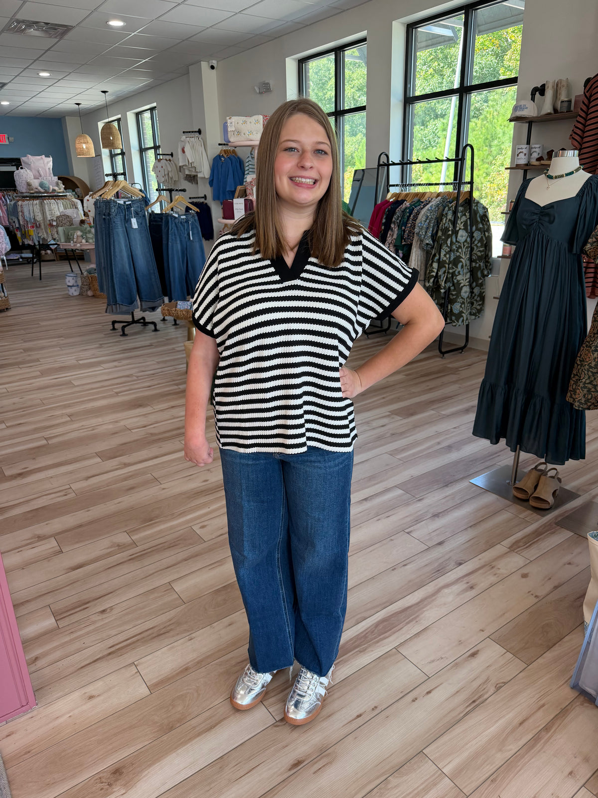 Black/White Short Sleeve Sweater