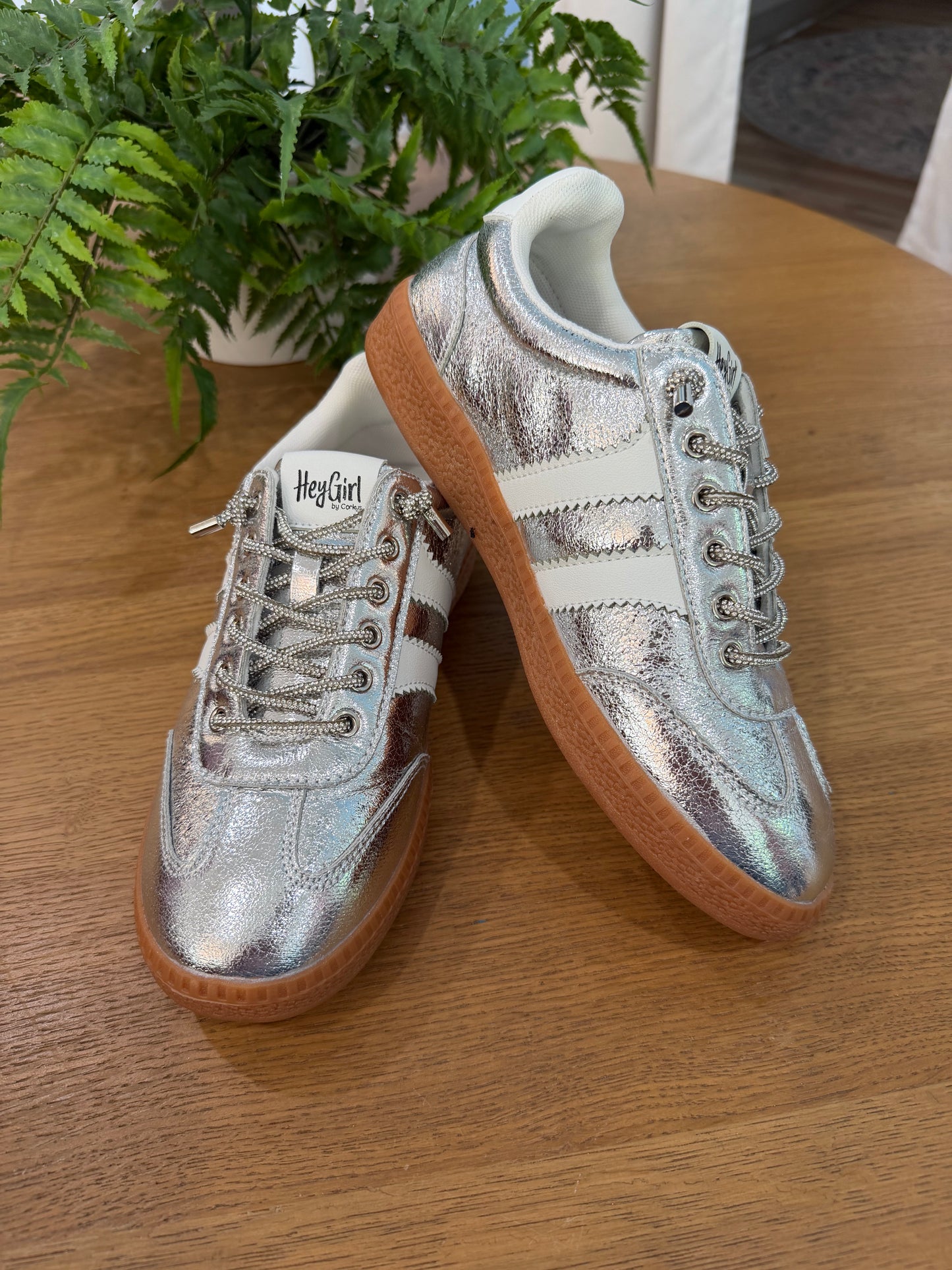 Hey Girl Heads Up - Silver Metallic